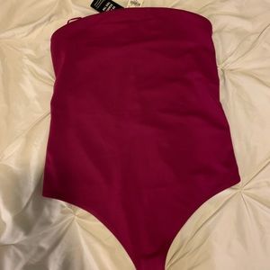NWT Size M body contour tube top bodysuit